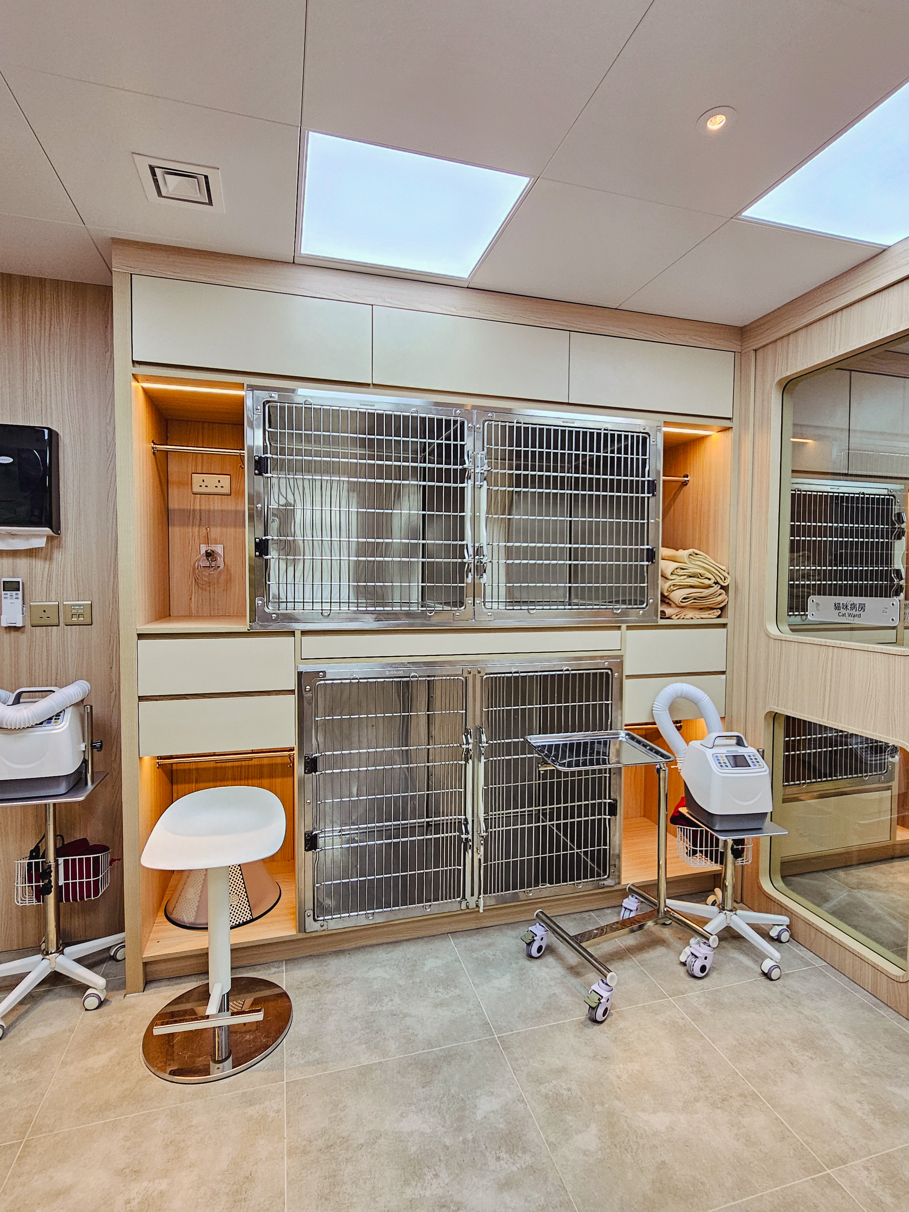 Inpatient & isolation wards — New Territories (North) Animal Medical Centre